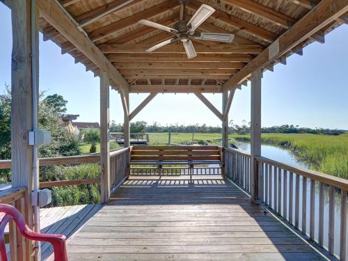Heated Pool Access Flex Cancelation Private Dock - image 2