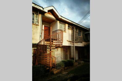 Westlands Cosy Compact Studio