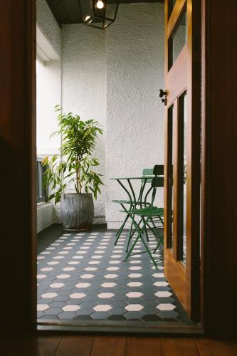 The Convent Hotel near Auckland Zoo