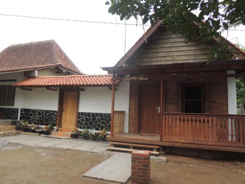 Homestay Effendi Borobudur Syariah by Ndalem Beong