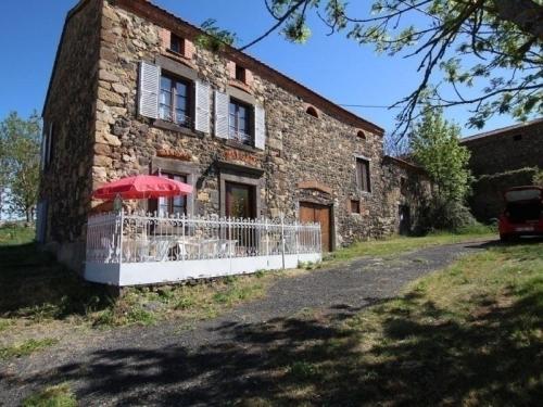 Gîte Vieille-Brioude, 3 pièces, 4 personnes - FR-1-582-197 gîte à louer Feneyroles