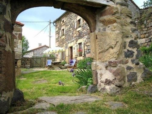 Gîte Saint-Bérain, 4 pièces, 6 personnes - FR-1-582-216 gîte à louer Combret