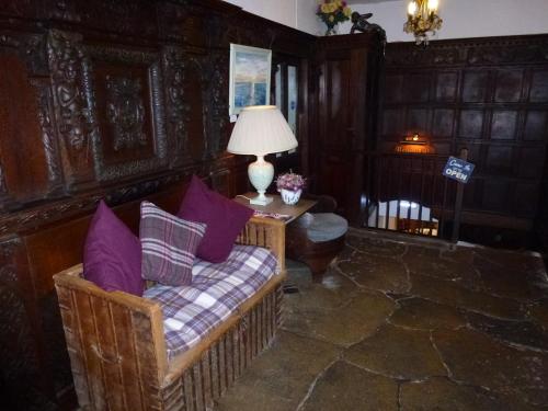 The Manor House - image 12