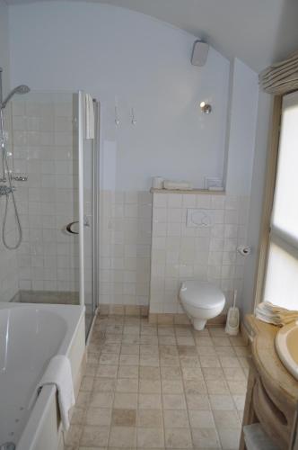 Duplex Suite with Garden View image 6