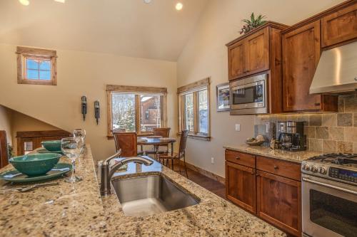 The Sanctuary Getaway - 192 home - image 6