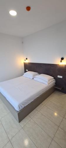 Vila Arthur – Eforie Nord, CA