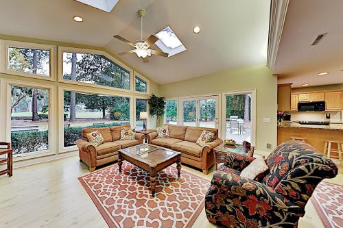 Sea Pines Home with Private Pool & Hot Tub home - image 3