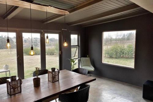 Mikes Place Property Sold don't book