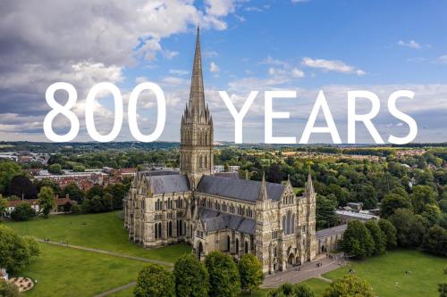 The Edwardian Lodge Guest House - Accommodation - Salisbury