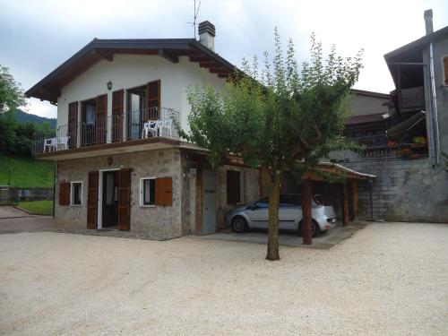  Casa Vittoria V1 in Crone