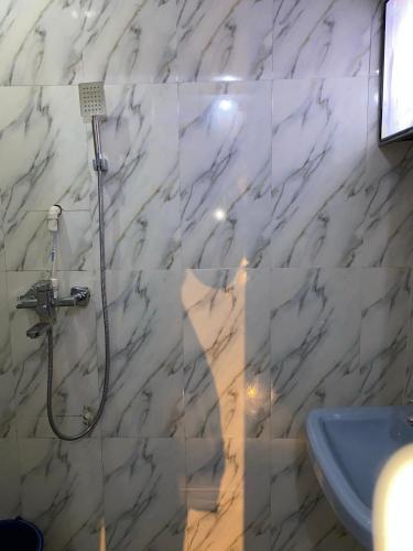 A Fully luxurious 2 Bedrooms apartment located in Jakande estate Isolo