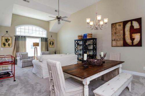 Carolina Bay Unit 204 - main image