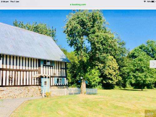 Maison Mai or La Petite Maison Mai or La Petite Grange or ALL three