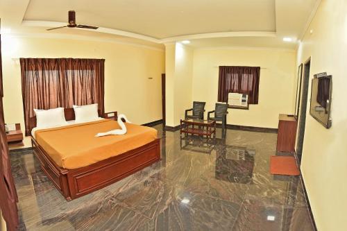 East Bay Hotel