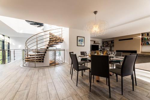 OCTOPUS KEYWEEK Design villa on the Golf of Chiberta with heated pool photo 4