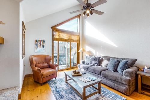 Snowflake Retreat in Breckenridge, USA