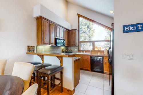 Snowflake Retreat in Breckenridge, USA