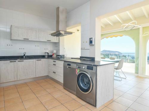 Villa in Moraira with Pool near Beach, Moraira (fotografie 3)