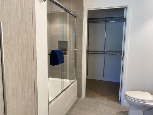 Stay Gia New Modern Chic 2 Br Apartment By LAX 4 Ppl