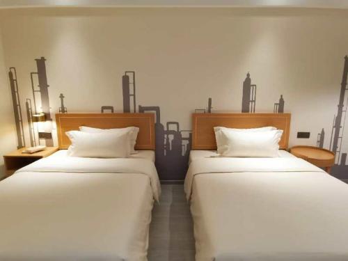 Qiyu Hotel