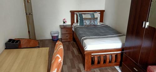 Low Budget SuperSingleBed Private Bedroom in a Homestay in Aman Puri, Kepong, Kuala Lumpur (fotografie 7)