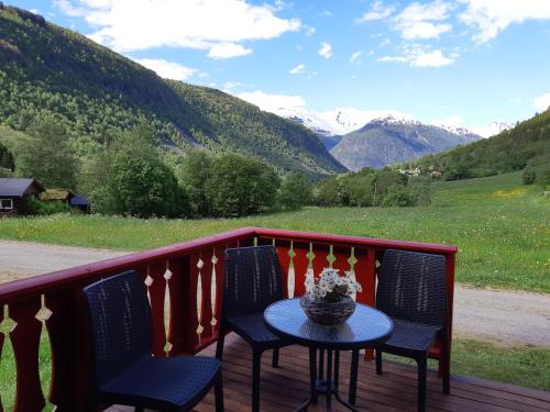 . Eidsdal Camping og Feriehus