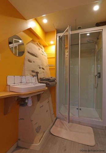 Le Fiege Gite Cosy Et Confort - Domfront