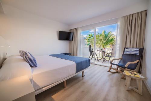 Blau Punta Reina Resort - image 6