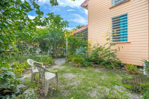 Vista exterior, Appartement charmant au Carbet avec vue sur la mer - 50 m² in Le Carbet