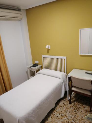 Hotel Los Angeles - image 9