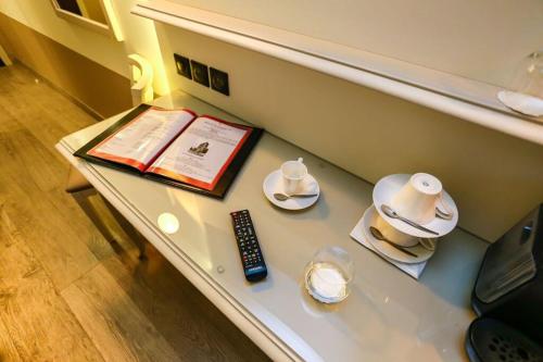 Cit'Hotel - Hotel Le Cedre