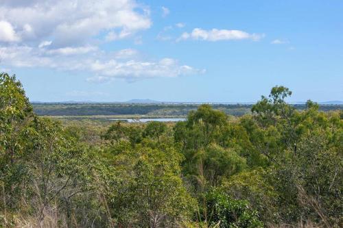 Birdsong Ridge - where nature meets the ocean.