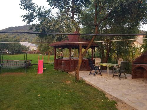 Camere de închiriat Floarea reginei