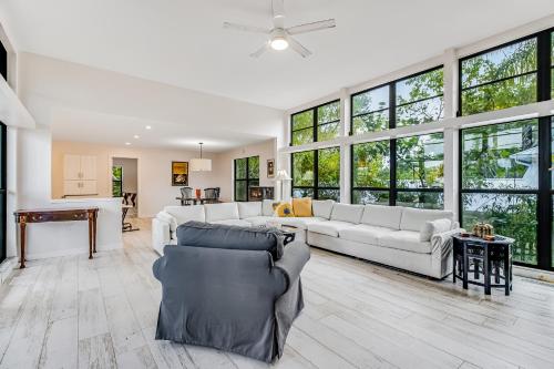 Orient Expressed in Longboat Key Beach