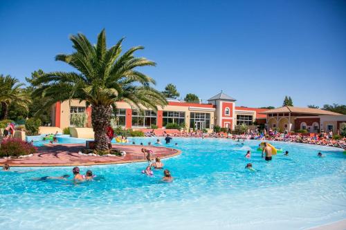 camping kocher 2-flammig Carbest Camping Gaskocher 2-flammig - Auf