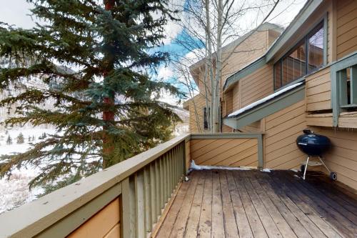 Spacious East Vail home with Amazing Mountain Views - image 4