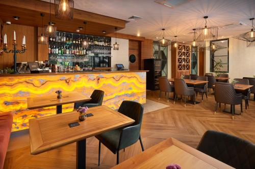 Time Boutique Hotel - image 5