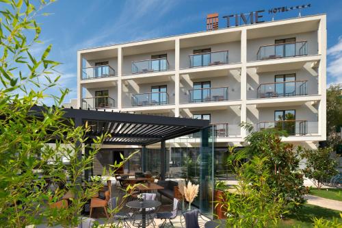 Time Boutique Hotel - image 10
