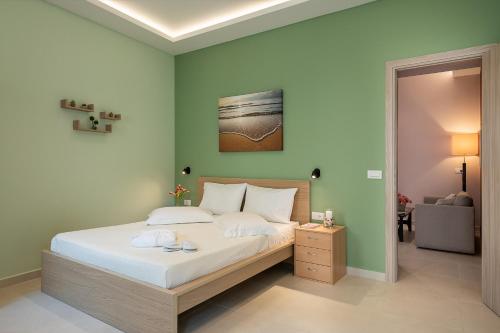 M City Apartments 100m from the beach