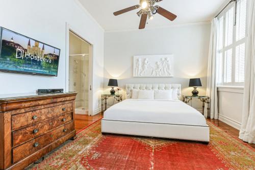 City View Condo with Private Rooftop - image 8