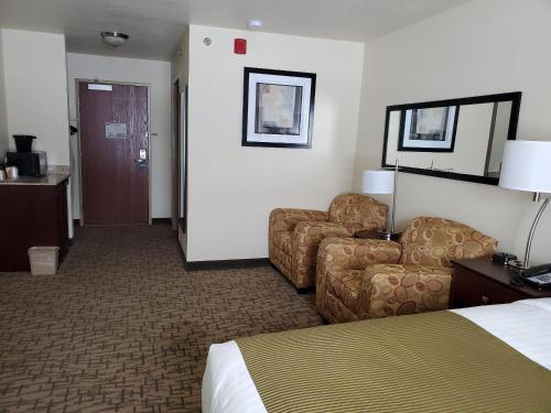 Cobblestone Inn & Suites - Barron