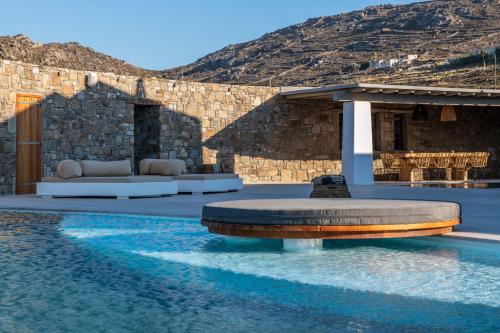 Mykonos AG Villas in Ftelia Beach