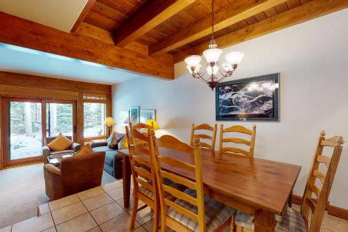 Creekside Spacious 3 Bedroom Townhome #18 in West Vail. - main image