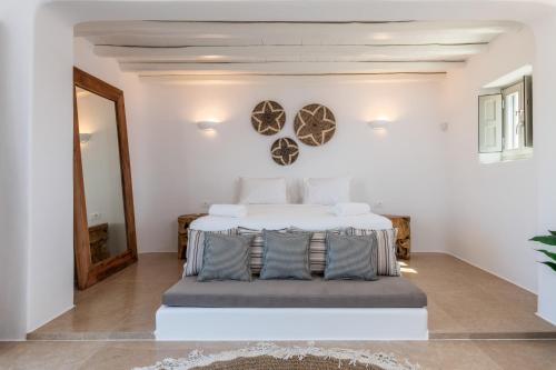 Mykonos AG Villas in Ftelia Beach