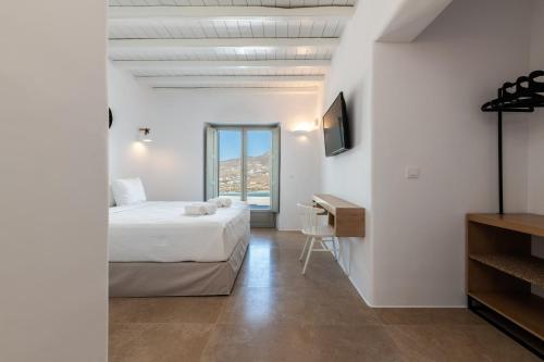 Mykonos AG Villas in Ftelia Beach