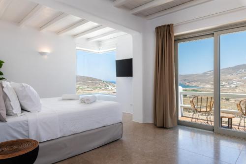 Mykonos AG Villas in Ftelia Beach