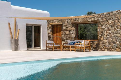 Mykonos AG Villas in Ftelia Beach