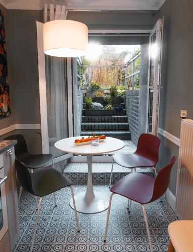90qm Ferienwohnung Berlin Zentrum Nähe Prenzlauer Berg, 2 Bäder, Berlino (foto 9)