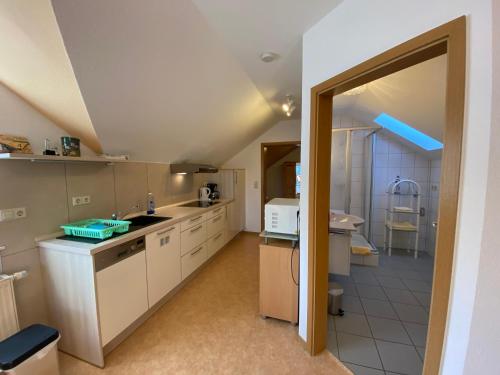 Bathroom, Birnbaumhof - Hotel Pension und Ferienwohnungen in Schwedelbach