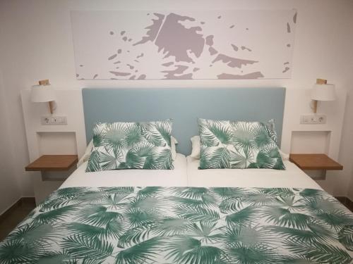Apartamentos Corona Playa - image 4